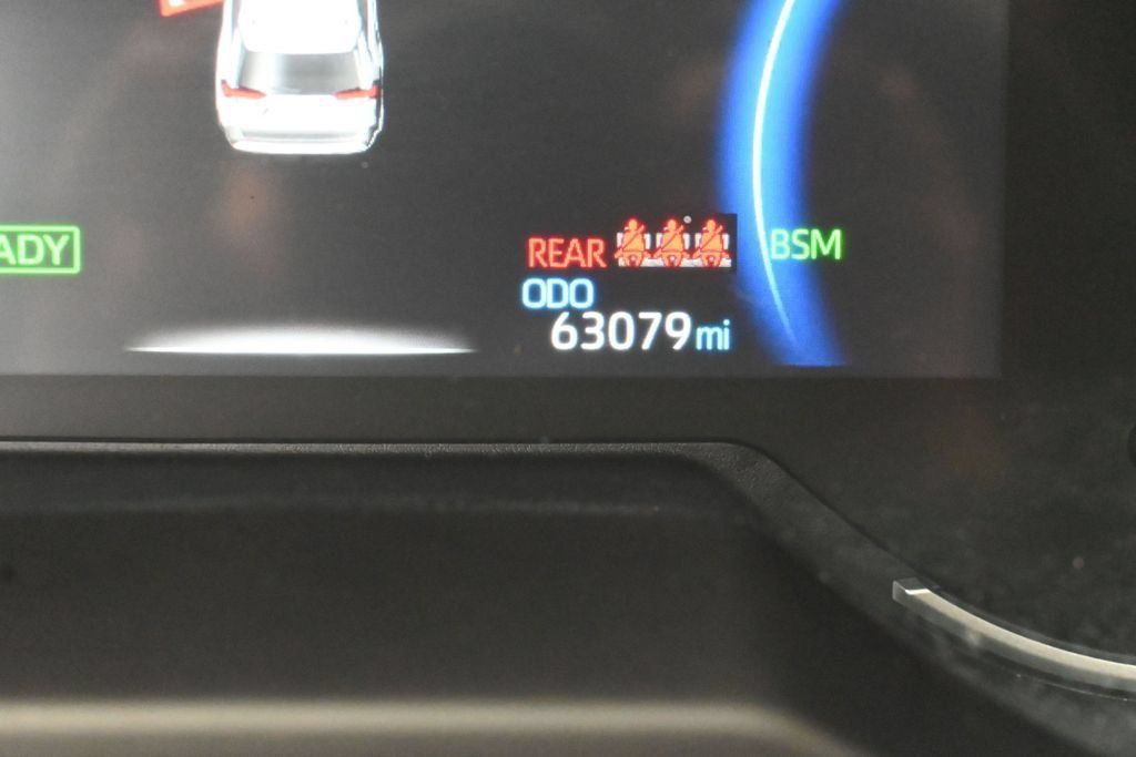 Used 2024 Toyota RAV4 XSE AWD/4WD image 19