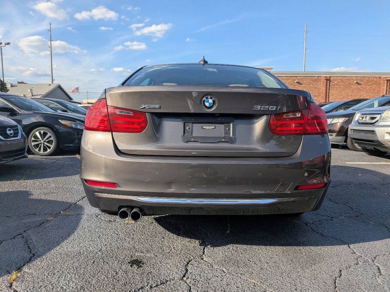 Used 2013 BMW 328i xDrive Sedan AWD/4WD image 18
