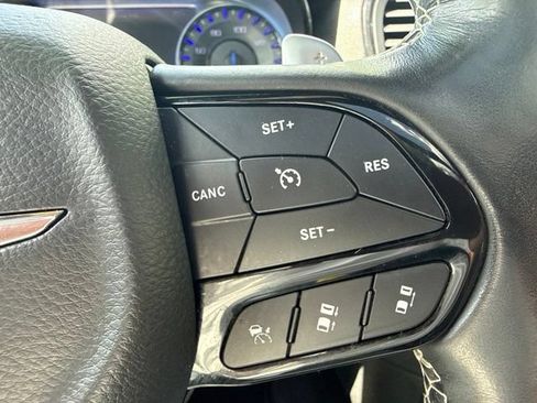Used 2020 Chrysler 300 S w/ Safetytec Plus Group RWD image 18
