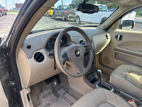 Used 2006 Chevrolet HHR LT w/ Preferred Equipment Group FWD image 14