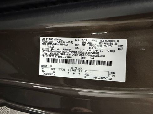 Used 2017 Ford F250 XLT w/ XLT Premium Package AWD/4WD image 23