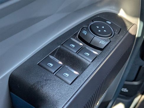 New 2025 Ford Maverick Lobo image 25