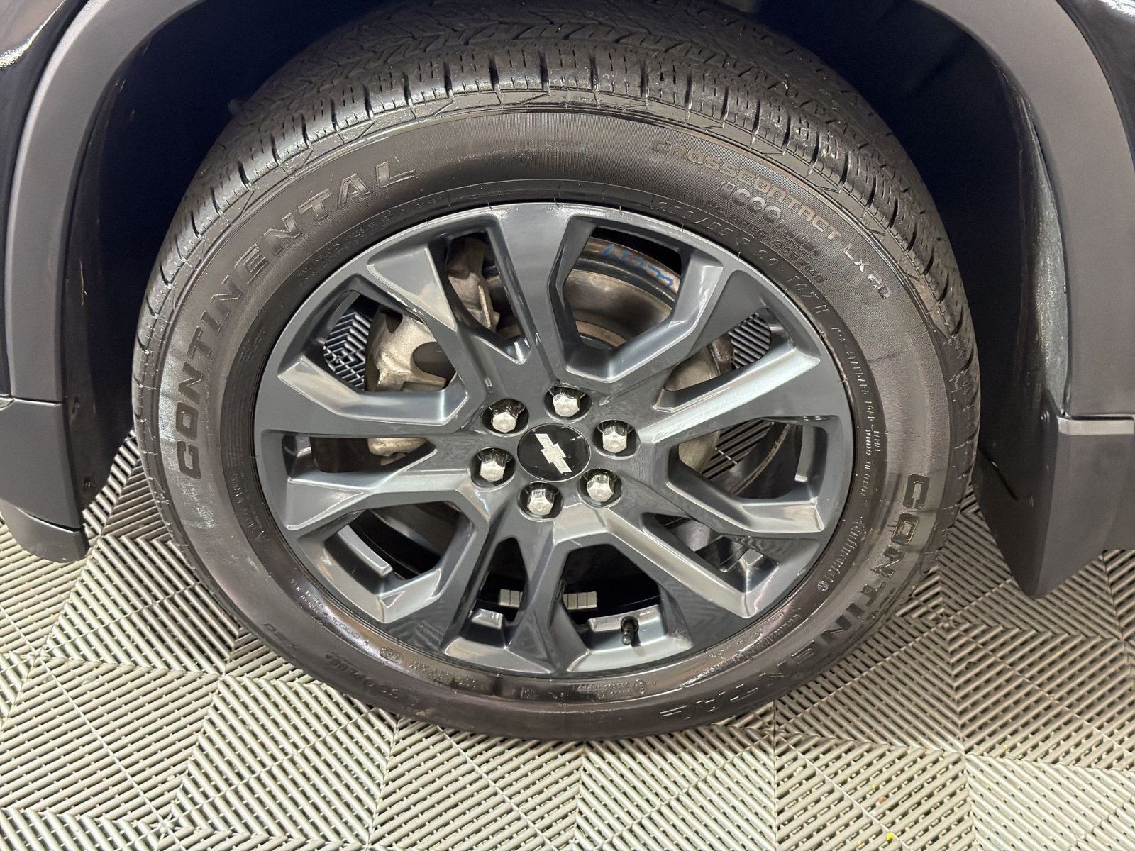 Used 2020 Chevrolet Traverse RS AWD/4WD image 7