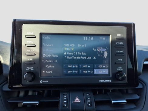 Used 2022 Toyota RAV4 XLE Premium image 20