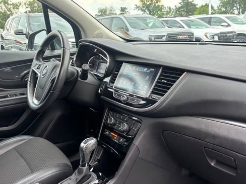 Used 2020 Buick Encore Preferred AWD/4WD image 15