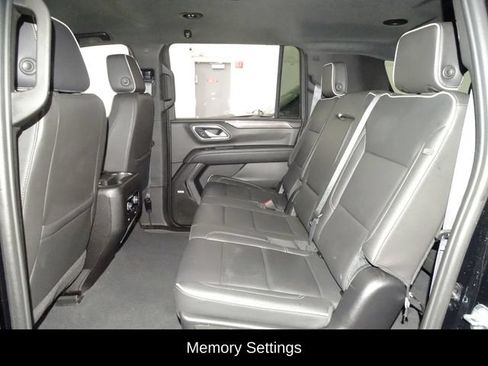 Used 2024 Chevrolet Suburban Premier AWD/4WD image 11