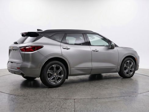 Used 2025 Chevrolet Blazer LT FWD image 9