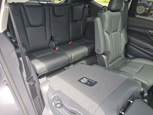 New 2026 Subaru Ascent Limited AWD/4WD image 19