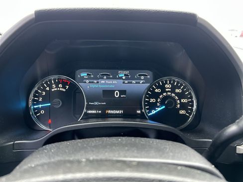 Used 2017 Ford F150 Lariat w/ Trailer Tow Package image 26