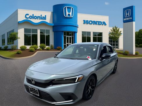 Used 2024 Honda Civic Sport image 2