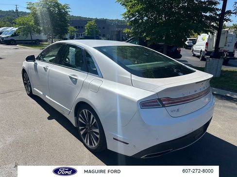 Used 2019 Lincoln MKZ Reserve AWD/4WD image 7
