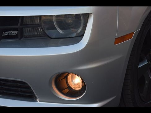 Used 2010 Chevrolet Camaro SS w/ RS Package RWD image 41