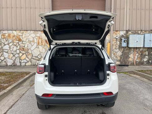 Used 2020 Jeep Compass Limited image 16