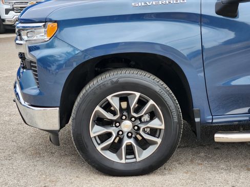 Certified 2024 Chevrolet Silverado 1500 LT image 8