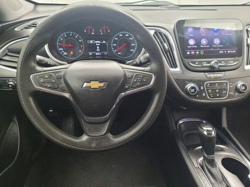 Used 2020 Chevrolet Malibu LT FWD image 22