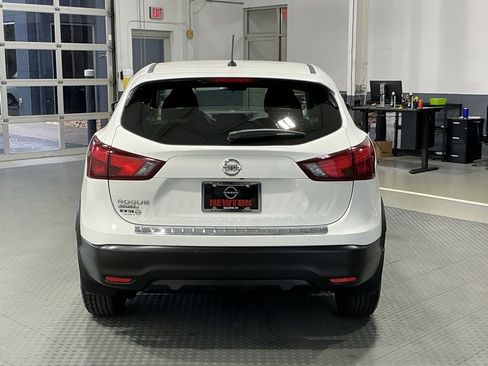 Used 2019 Nissan Rogue Sport S image 33