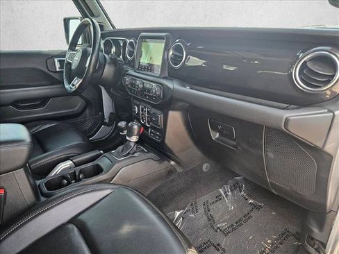 Used 2021 Jeep Wrangler Unlimited Sahara AWD/4WD image 22