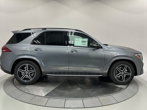 New 2026 Mercedes-Benz GLE 450 4MATIC image 8
