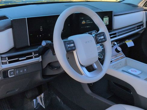 New 2026 Hyundai Santa Fe SE image 10