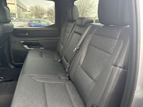 Used 2025 Toyota Tundra Limited AWD/4WD image 35