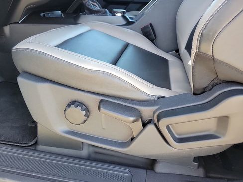 Used 2024 Ford Bronco Big Bend image 12