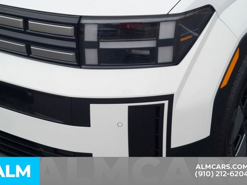 Used 2025 Hyundai Santa Fe SEL image 12