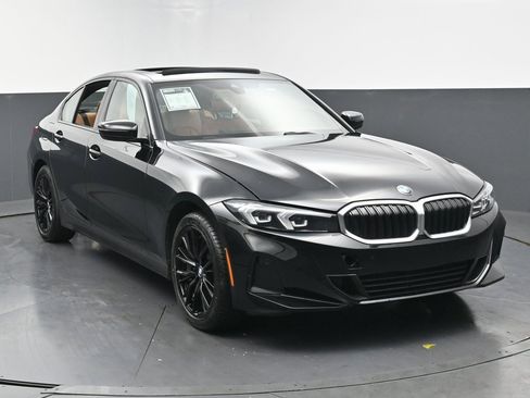 Used 2023 BMW 330i xDrive Sedan w/ Premium Package image 3