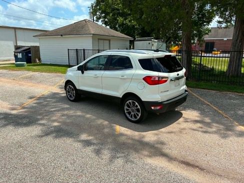 Used 2020 Ford EcoSport Titanium AWD/4WD image 3