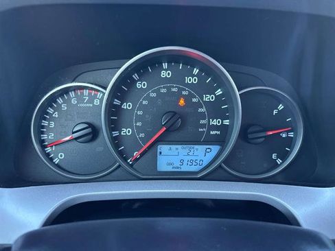 Used 2016 Toyota RAV4 LE image 17