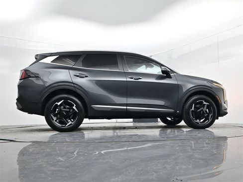 New 2026 Kia Sportage EX image 41
