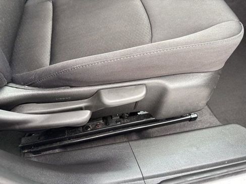 Used 2023 Chevrolet Malibu LT image 40