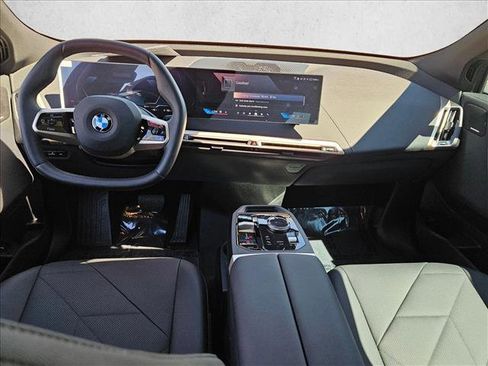 Used 2026 BMW iX xDrive45 image 17