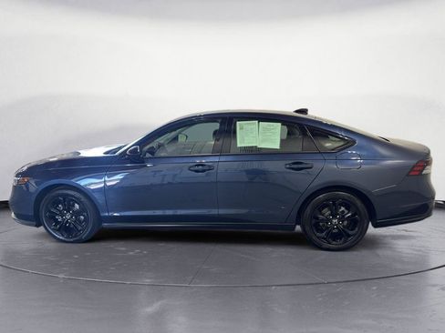 Used 2025 Honda Accord SE image 4