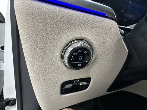 New 2026 Mercedes-Benz GLC 300 4MATIC image 38