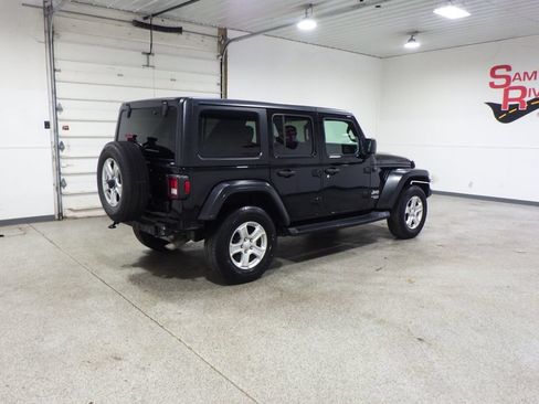 Used 2020 Jeep Wrangler Unlimited Sport S AWD/4WD image 4