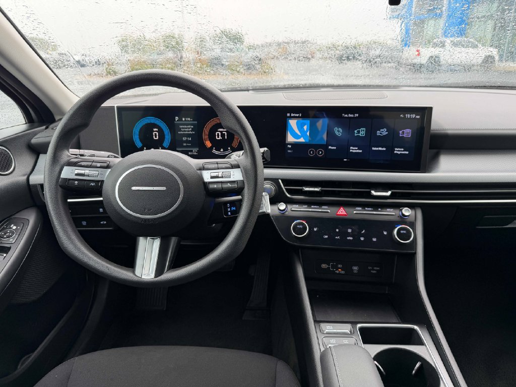Used 2025 Hyundai Sonata SEL FWD image 30