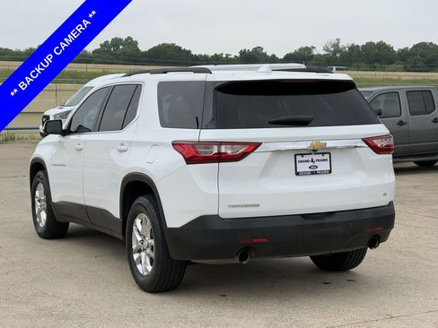 Used 2021 Chevrolet Traverse LT FWD image 6