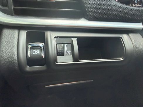 Used 2019 Cadillac XTS Luxury image 23