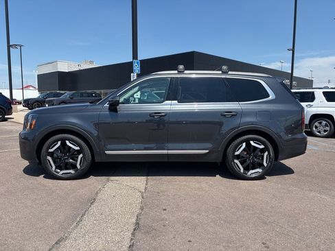 Used 2024 Kia Telluride EX AWD/4WD image 8
