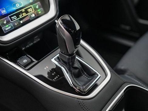 Used 2023 Subaru Outback Limited image 18