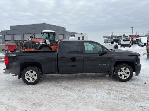Used 2017 Chevrolet Silverado 1500 LT w/ All Star Edition image 4