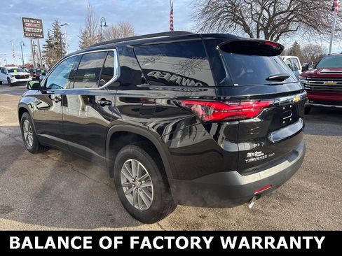 Used 2023 Chevrolet Traverse LT image 7