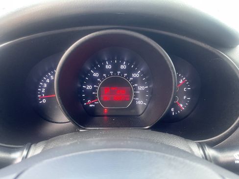 Used 2016 Kia Soul + w/ Audio Package FWD image 14