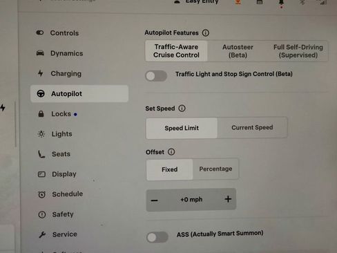 Used 2023 Tesla Model Y Long Range image 20