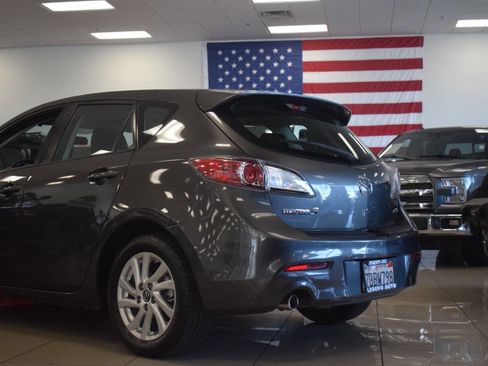 Used 2013 MAZDA MAZDA3 i Touring image 21