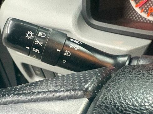 Used 2011 Toyota 4Runner SR5 w/ Convenience Pkg AWD/4WD image 17