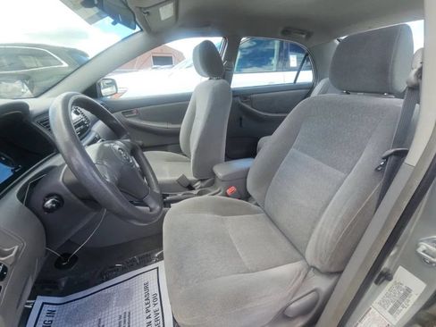 Used 2004 Toyota Corolla CE FWD image 5