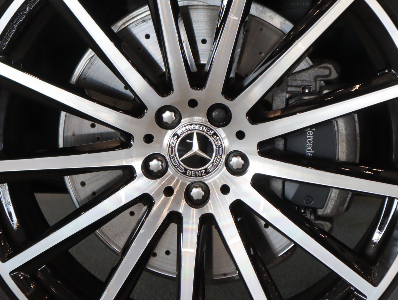 Used 2026 Mercedes-Benz GLS 450 4MATIC image 5
