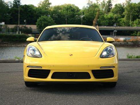 Used 2020 Porsche 718 Cayman S w/ Light Design Package RWD image 8