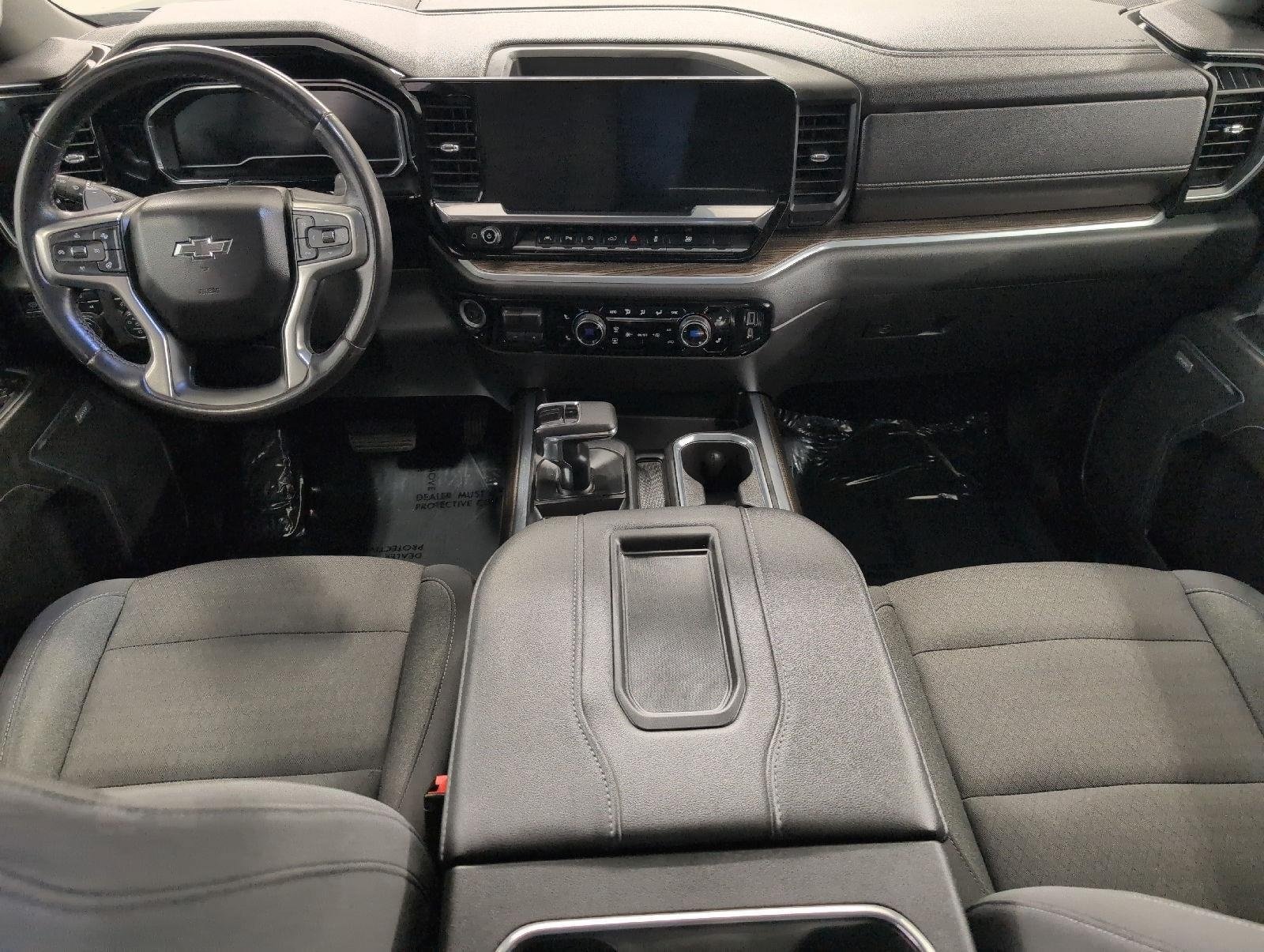 Certified 2022 Chevrolet Silverado 1500 RST w/ Convenience Package II AWD/4WD image 6